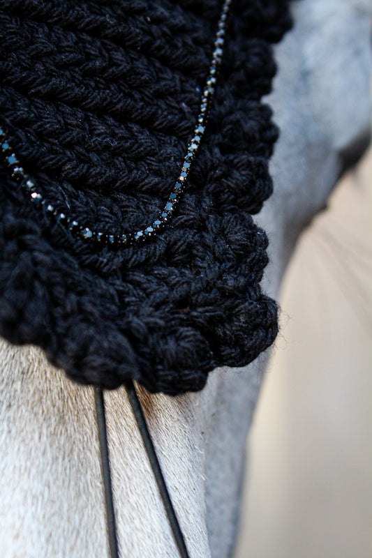 Orelheiras Loulu (Preto + Cristais Pretos)